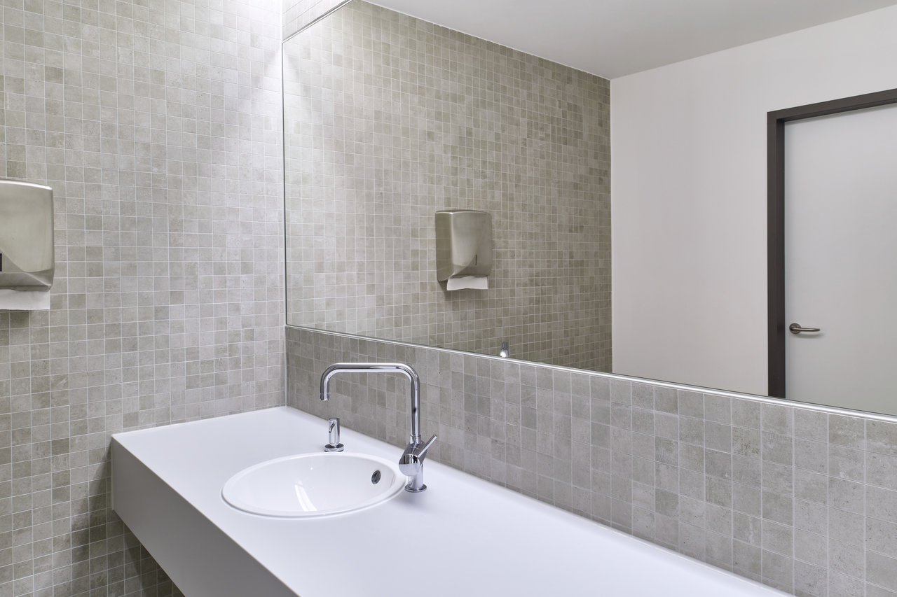 Modern wall tiles with a mosaic look for bathrooms and WCs.